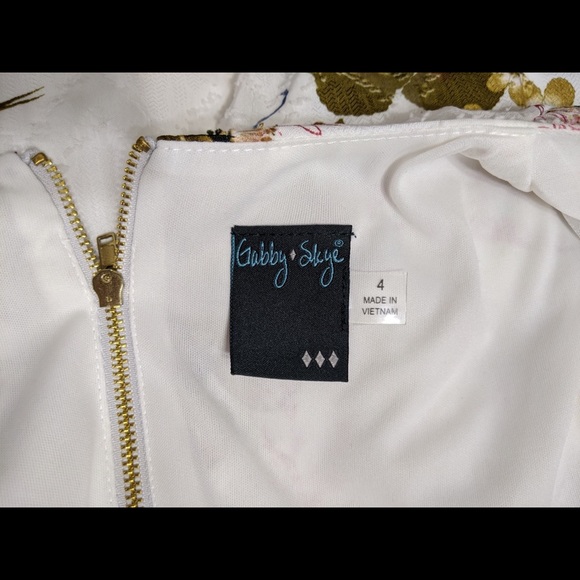 👯‍♀️Host Pick⚡️Gabby Skye Faux Wrap Dress - Picture 9 of 11